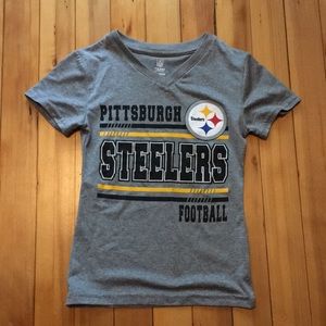 V neck Steelers T-shirt